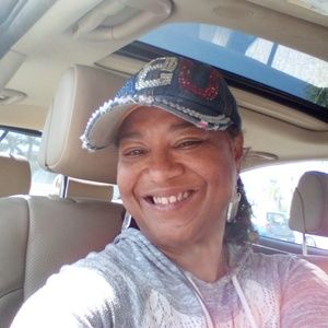 Meet your Posher, Sandra